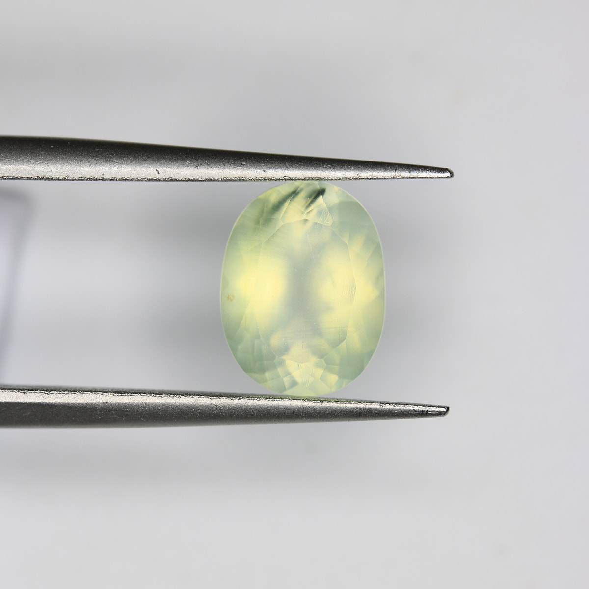 2.1ct Prehnite