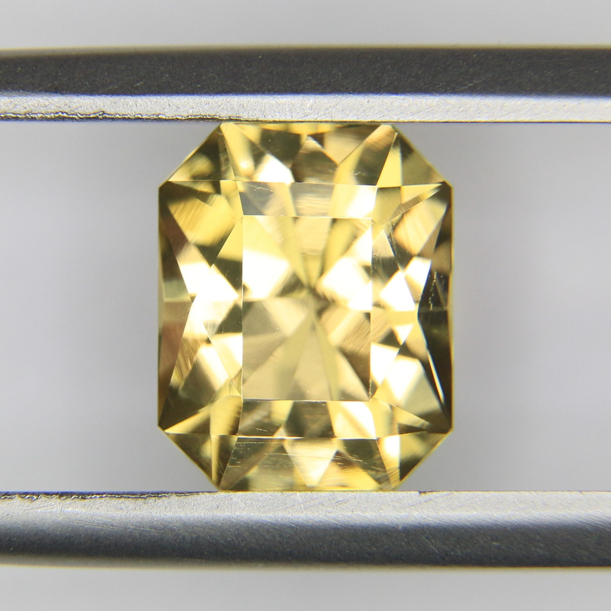2.22ct Citrine - alternate view 2