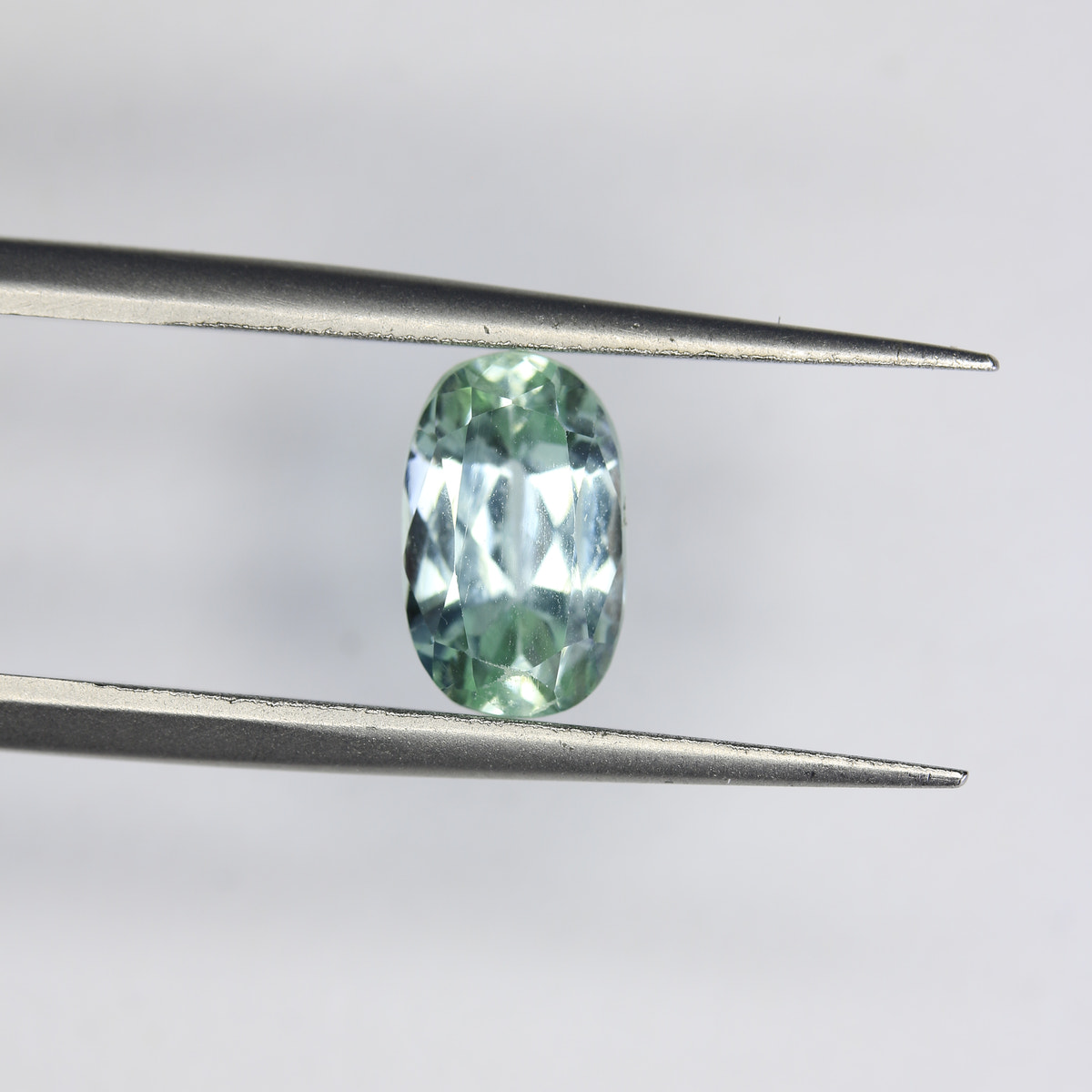 2.25ct Kunzite Green (Hiddenite)