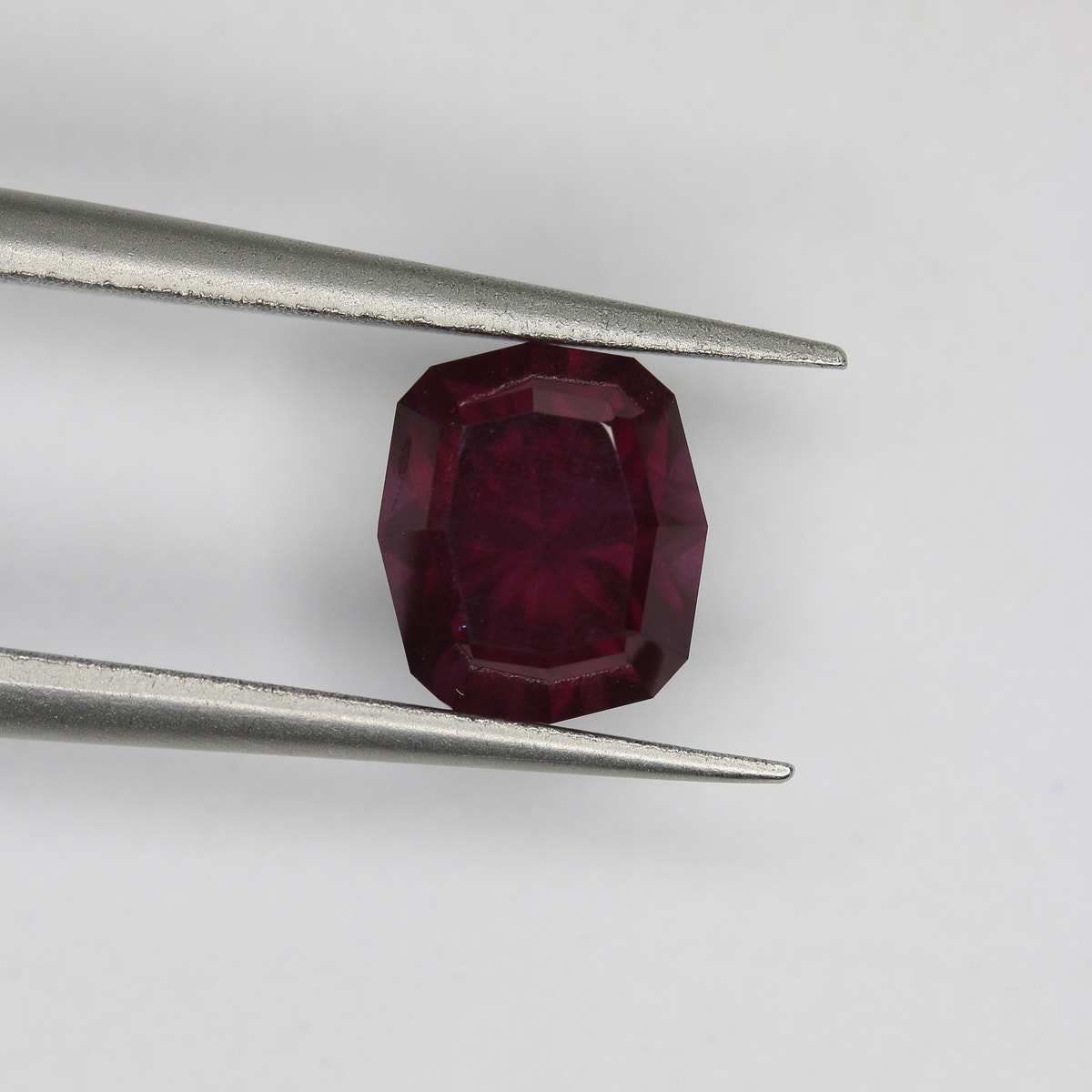 2.26ct Garnet