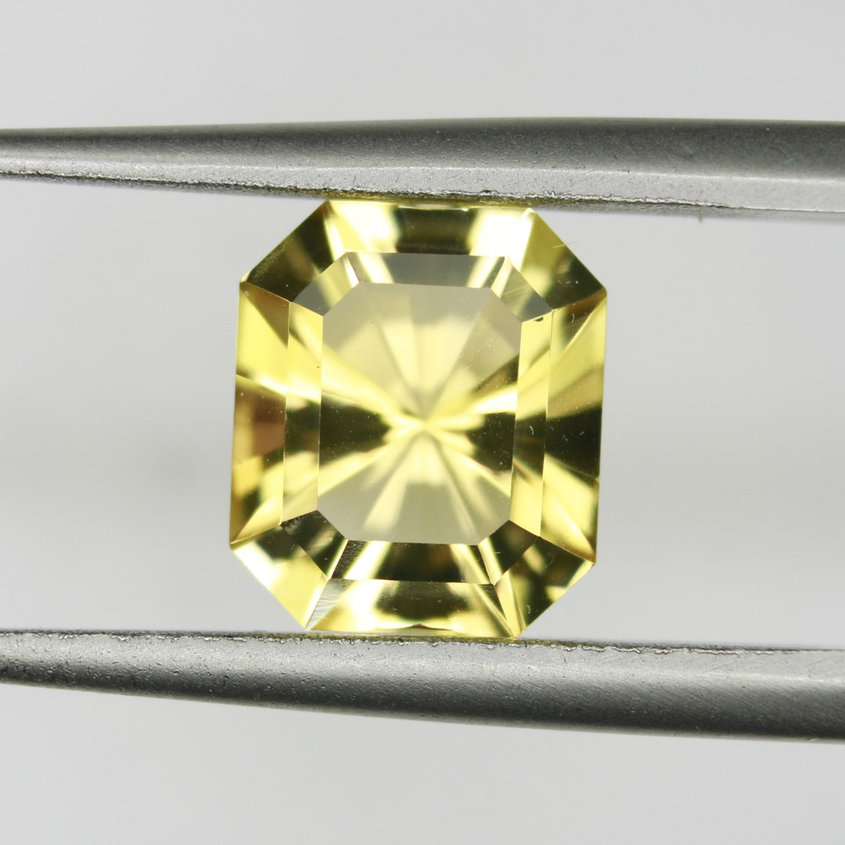 2.27ct Citrine - alternate view 2