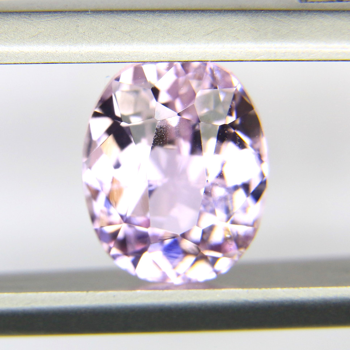 2.3ct Kunzite