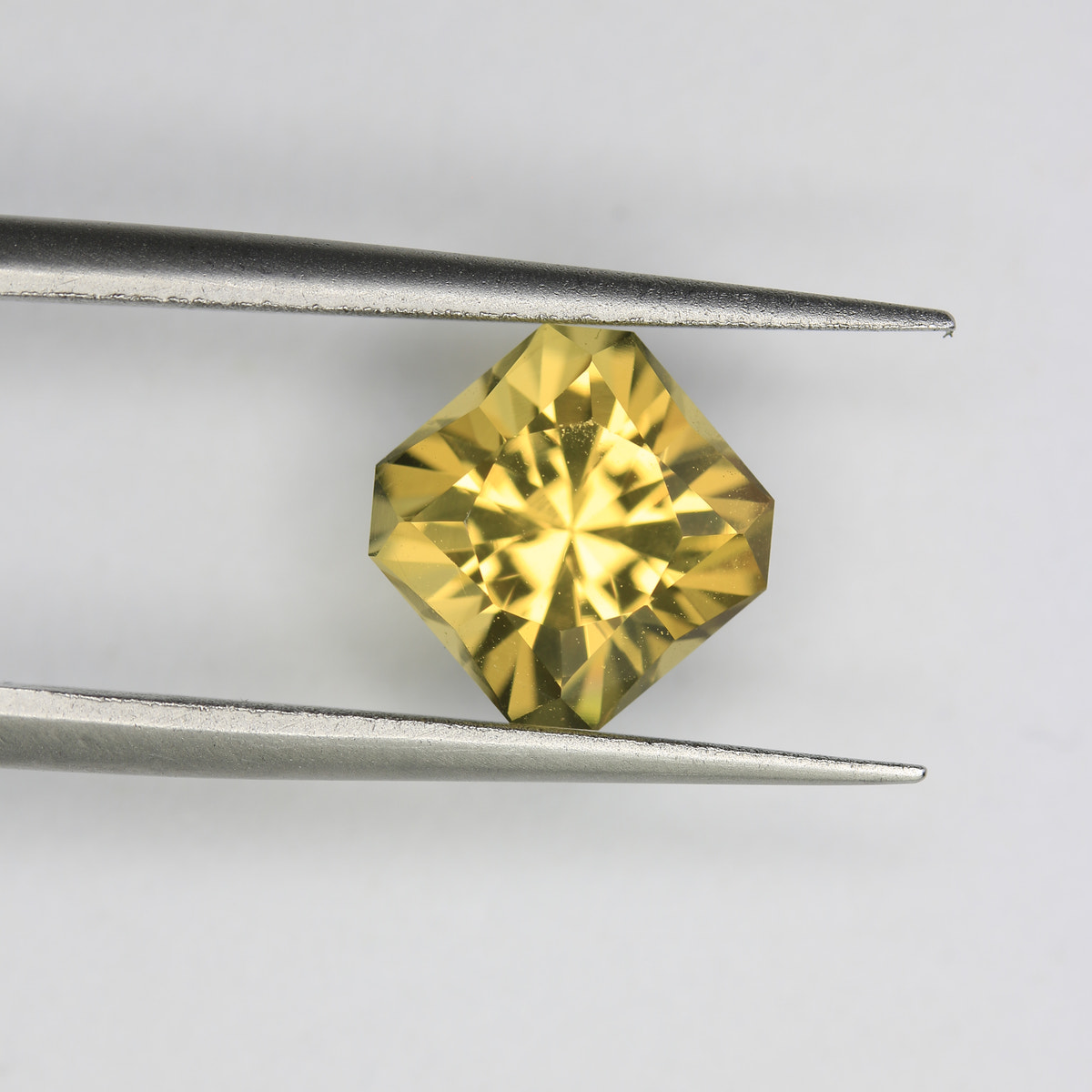 2.45ct Citrine - alternate view 2