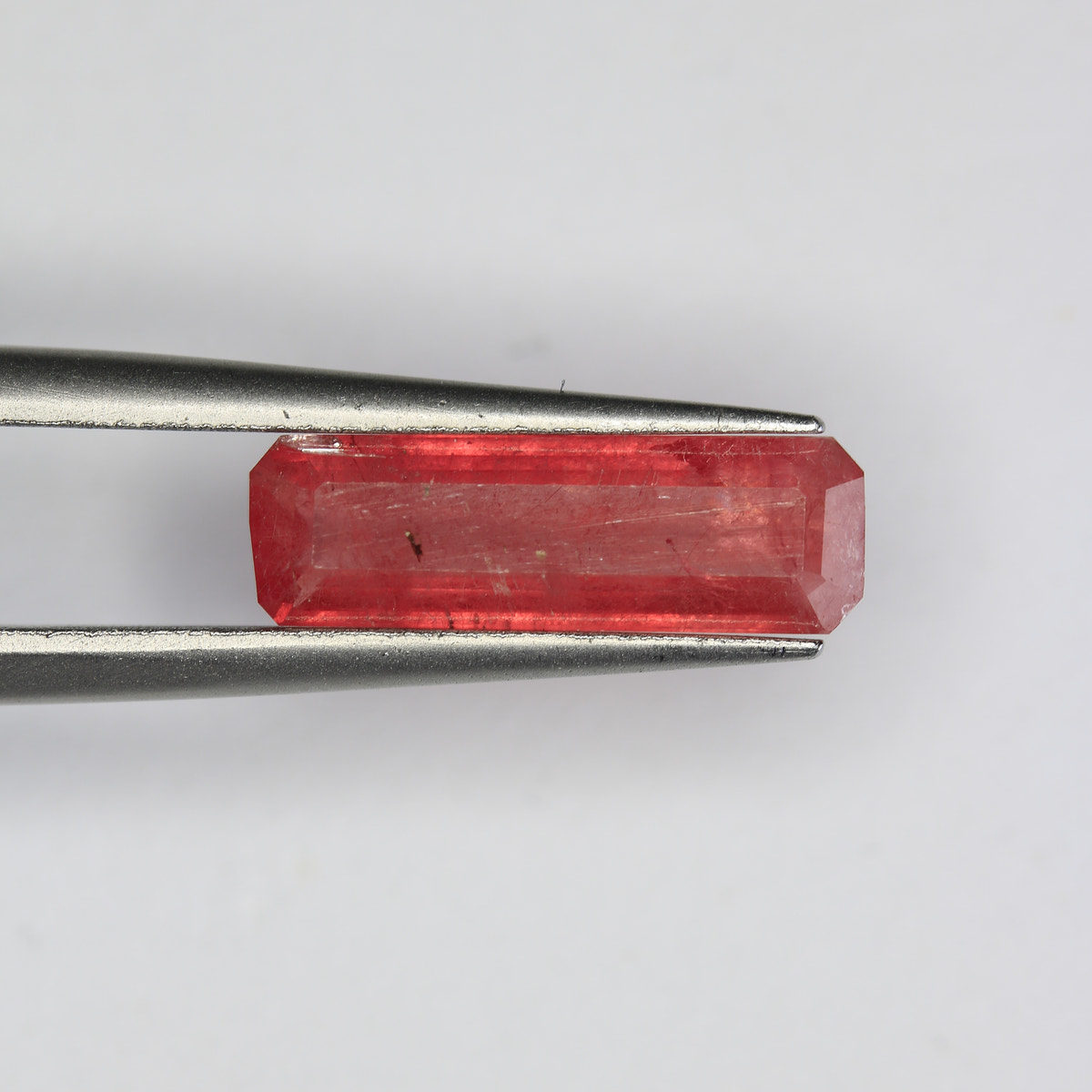 2.45ct Rhodonite rare