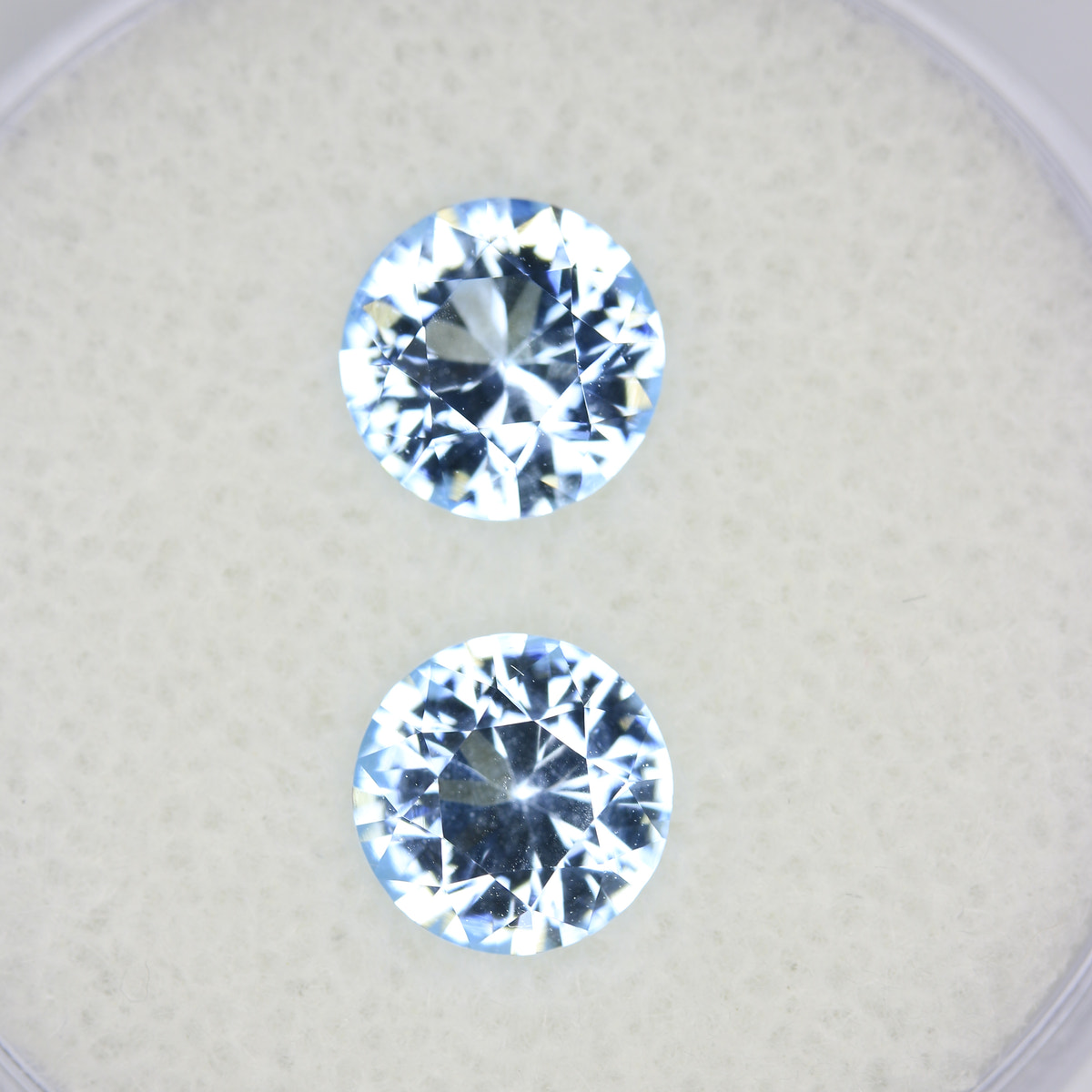 2.48ct Topaz Sky blue Pair