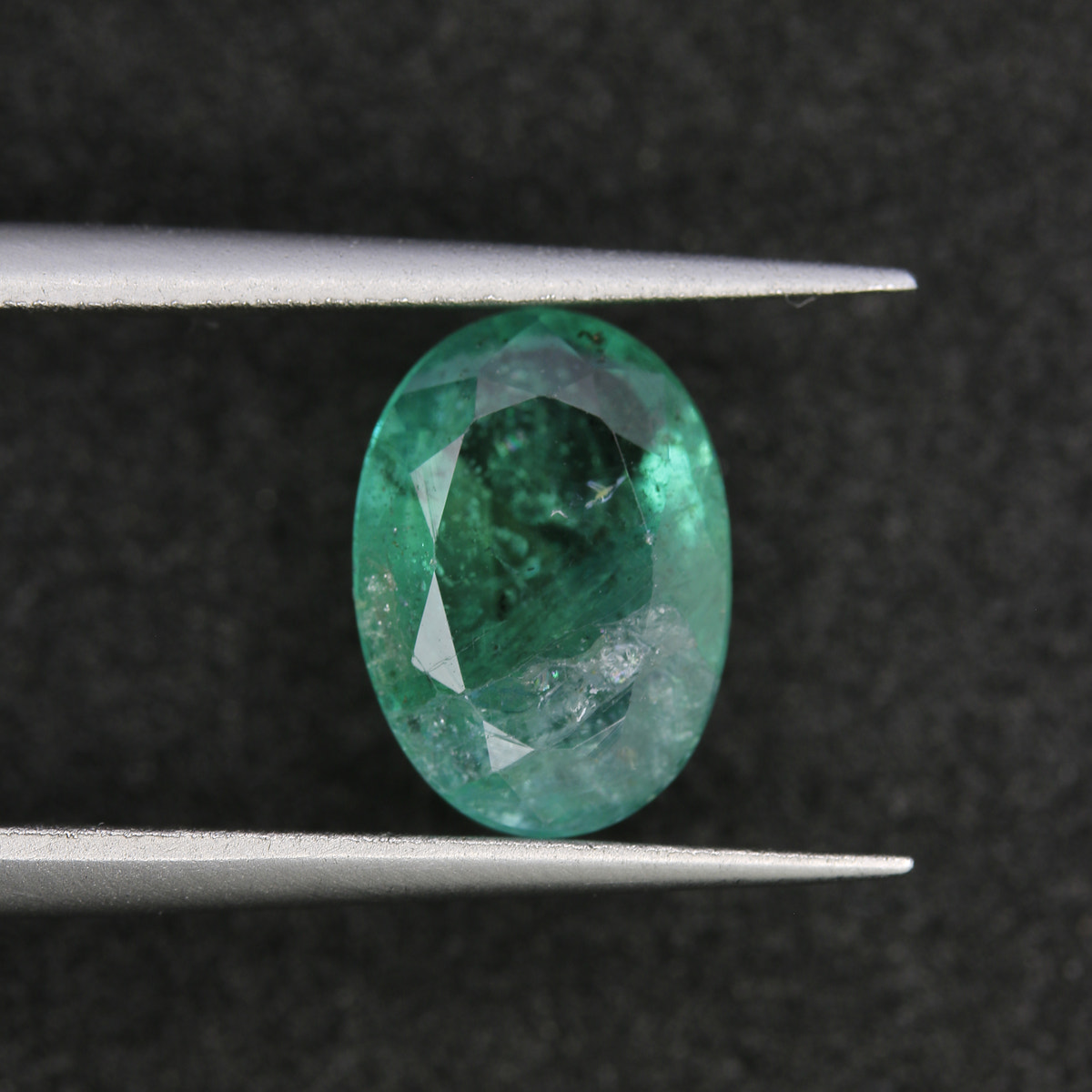 2.4ct Emerald Zambian