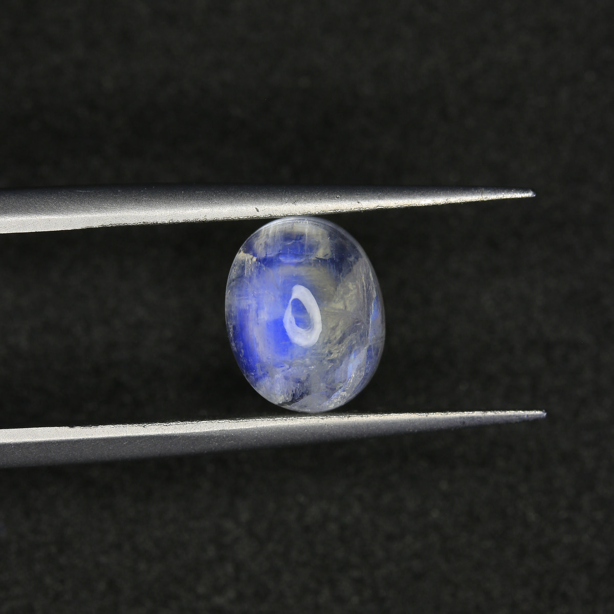 2.4ct Moonstone Feldspar - alternate view 3