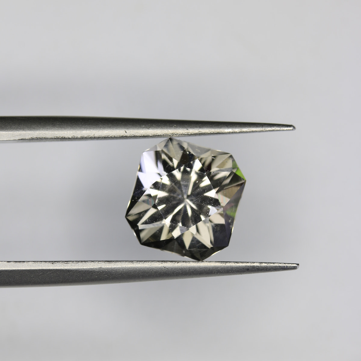 2.50ct Topaz White - alternate view 2
