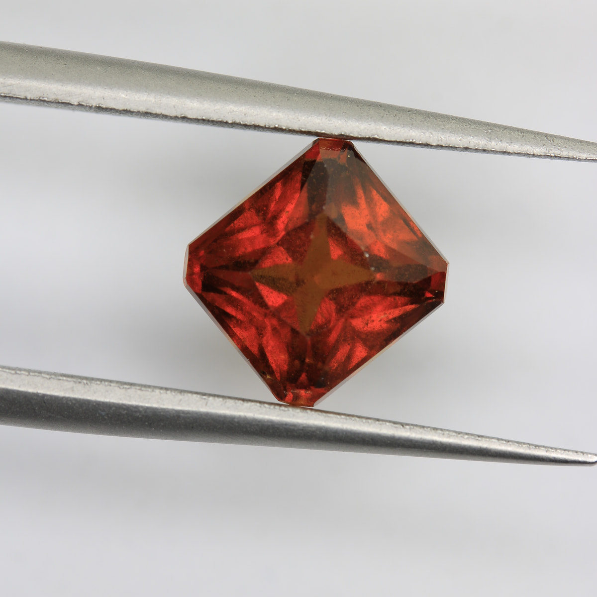 2.54ct Garnet Hessonite