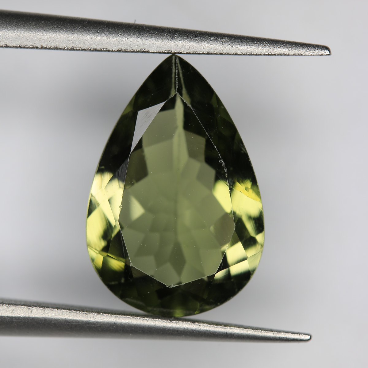 2.59ct Tourmaline Green - alternate view 2