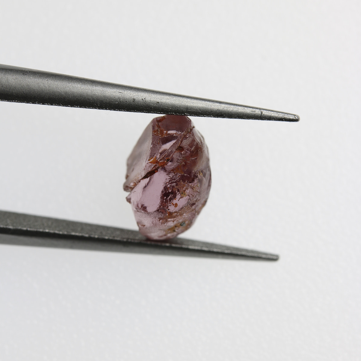2.5ct Mahenge Garnet Facet Rough - alternate view 2