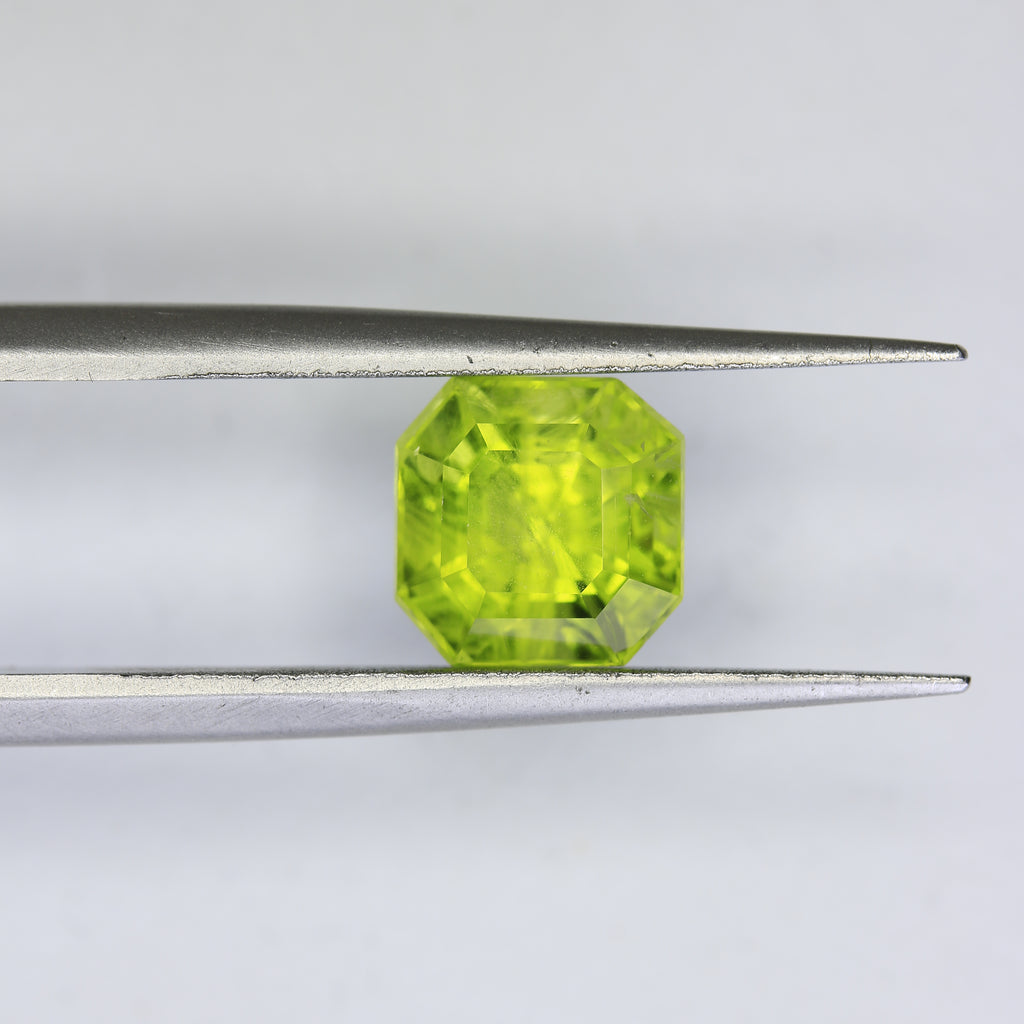 2.64ct Peridot