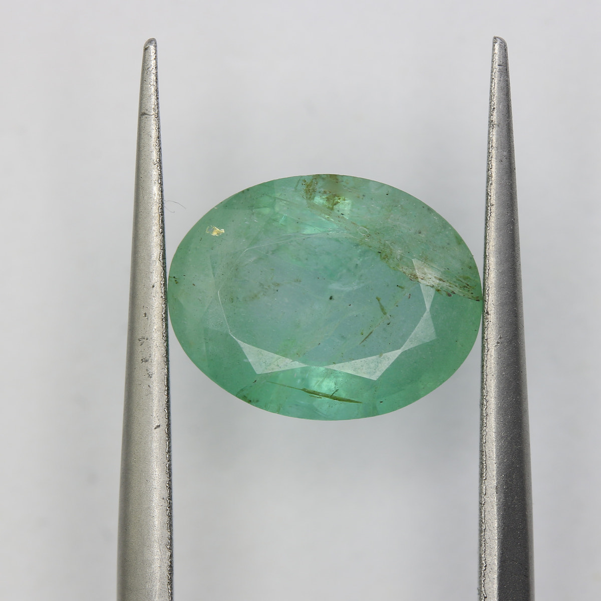 2.66ct Emerald Colombian - alternate view 2