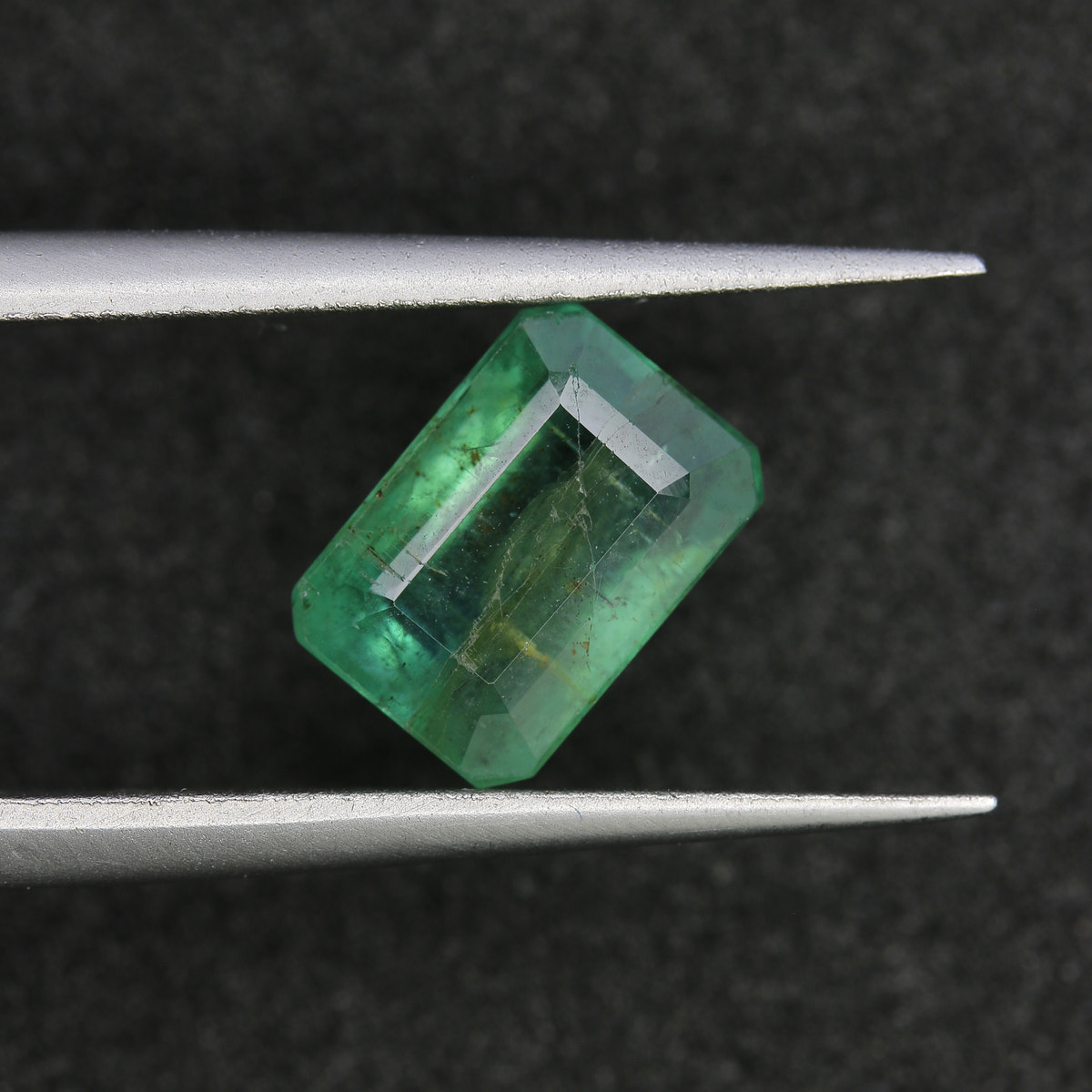 2.6ct Emerald Zambian