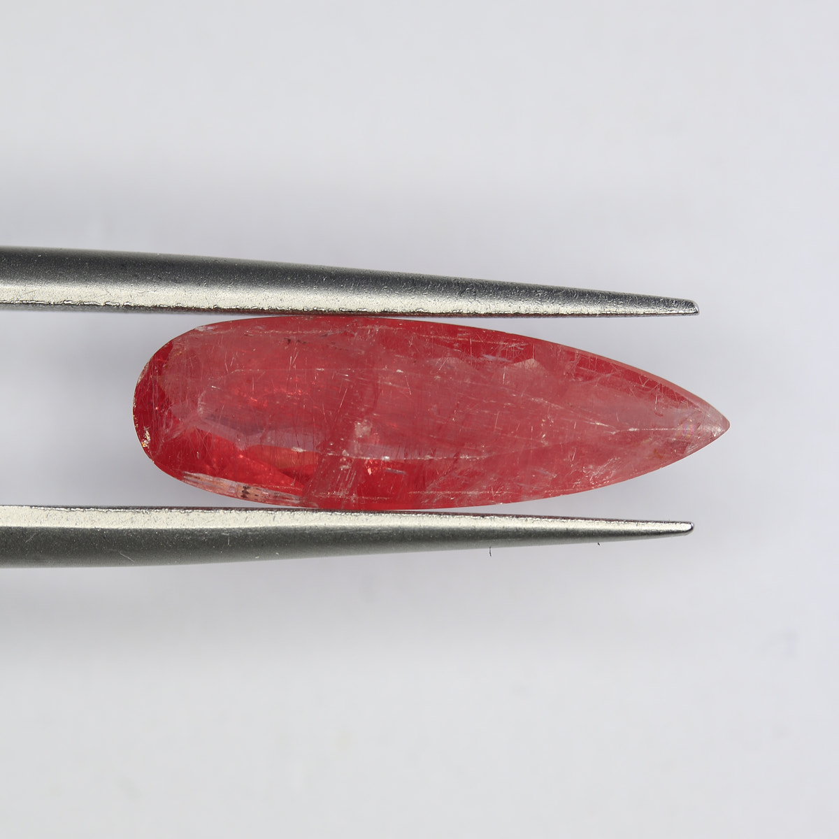 2.6ct Rhodonite rare