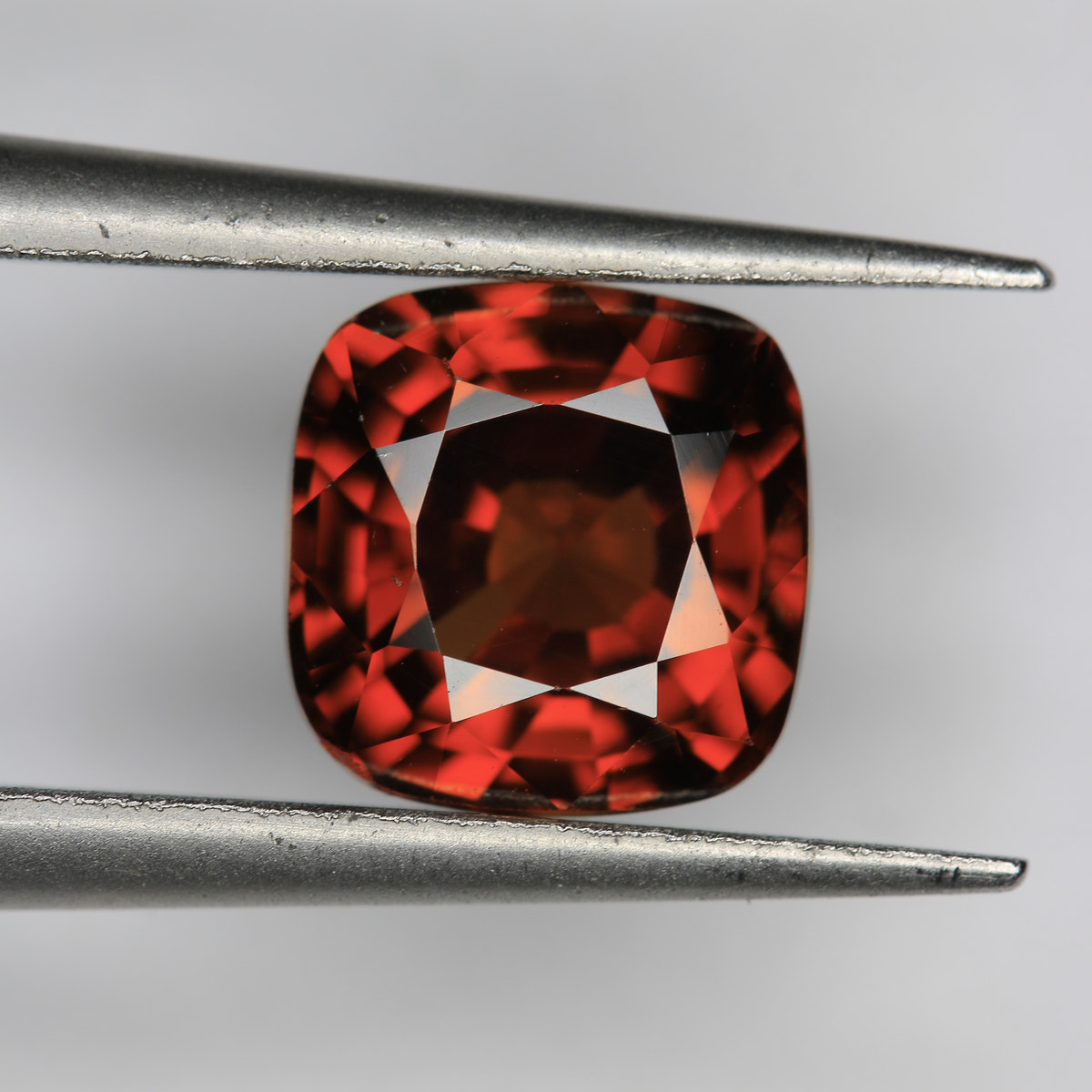 2.72ct Zircon - alternate view 3