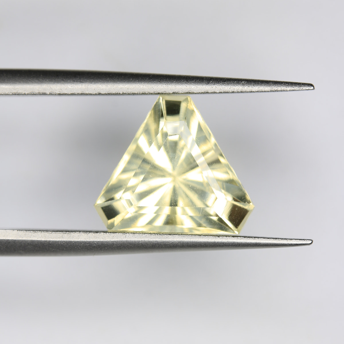 2.94ct Scapolite