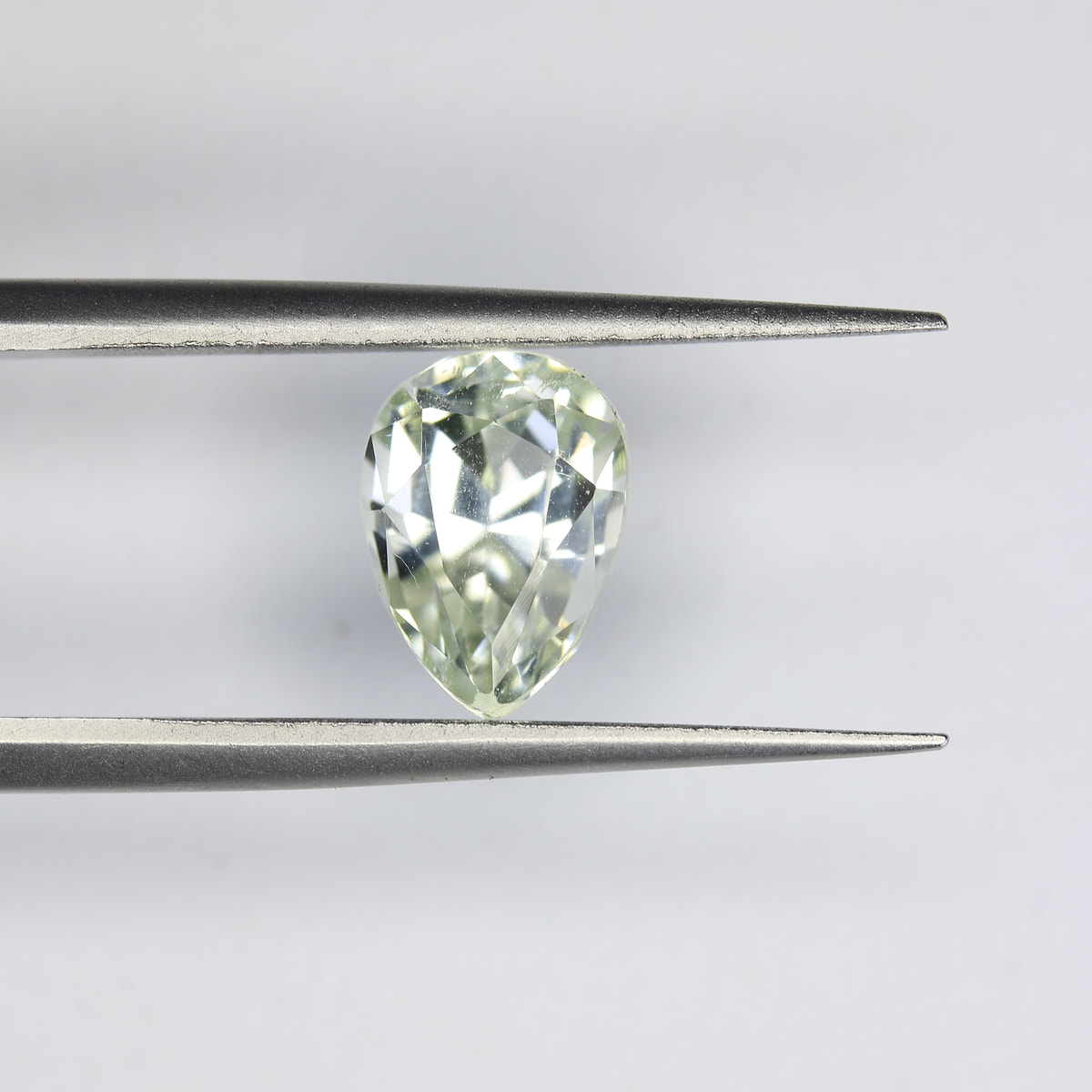 2.95ct Kunzite Green (Hiddenite)
