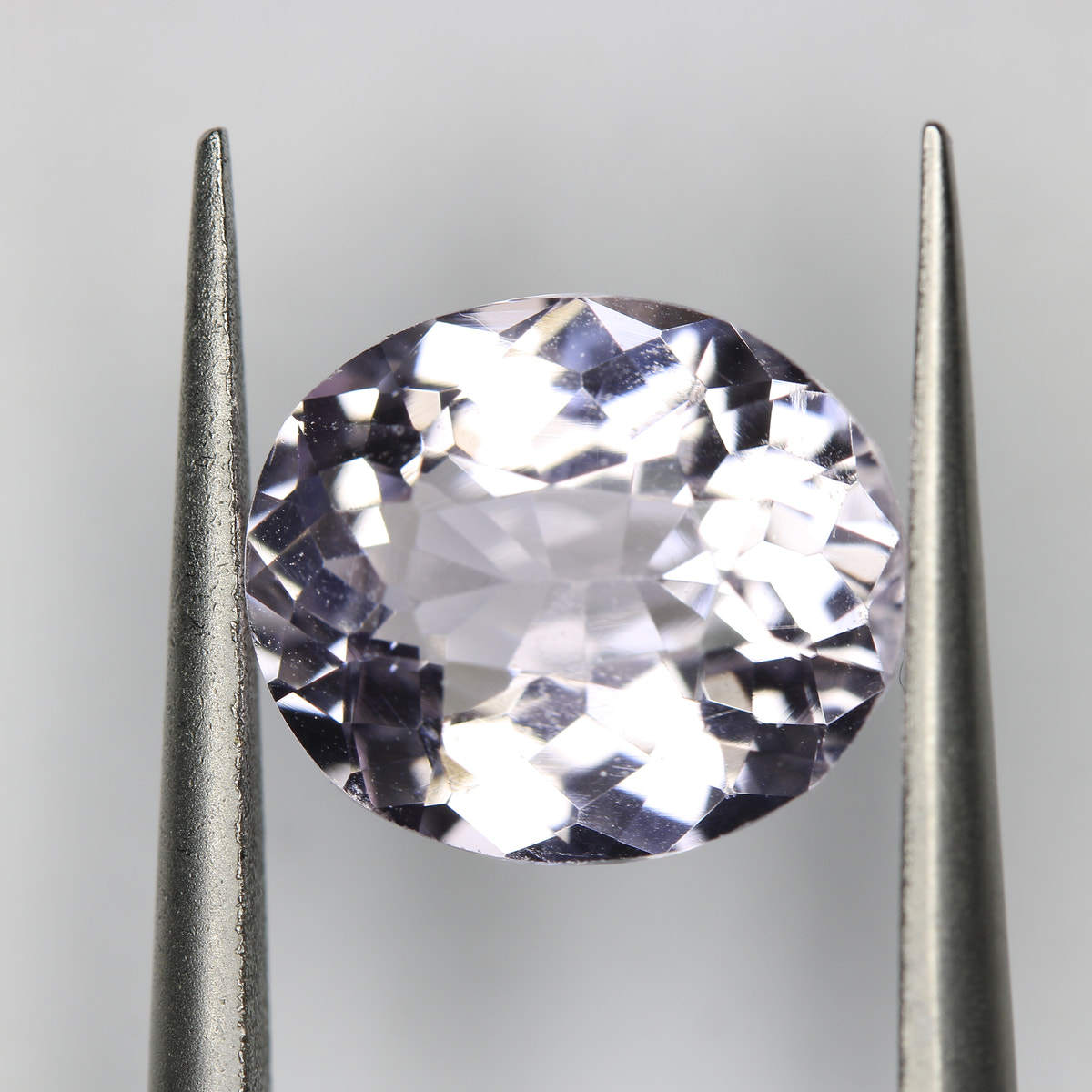 2.9ct Kunzite - alternate view 2