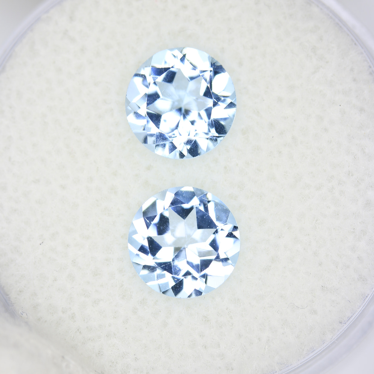 2.9ct Topaz