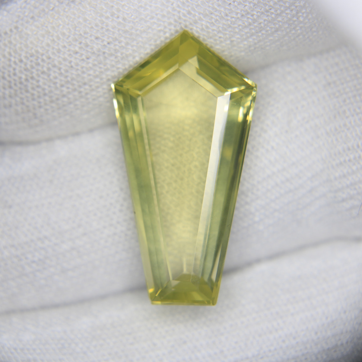 20.15ct Quartz Lemon