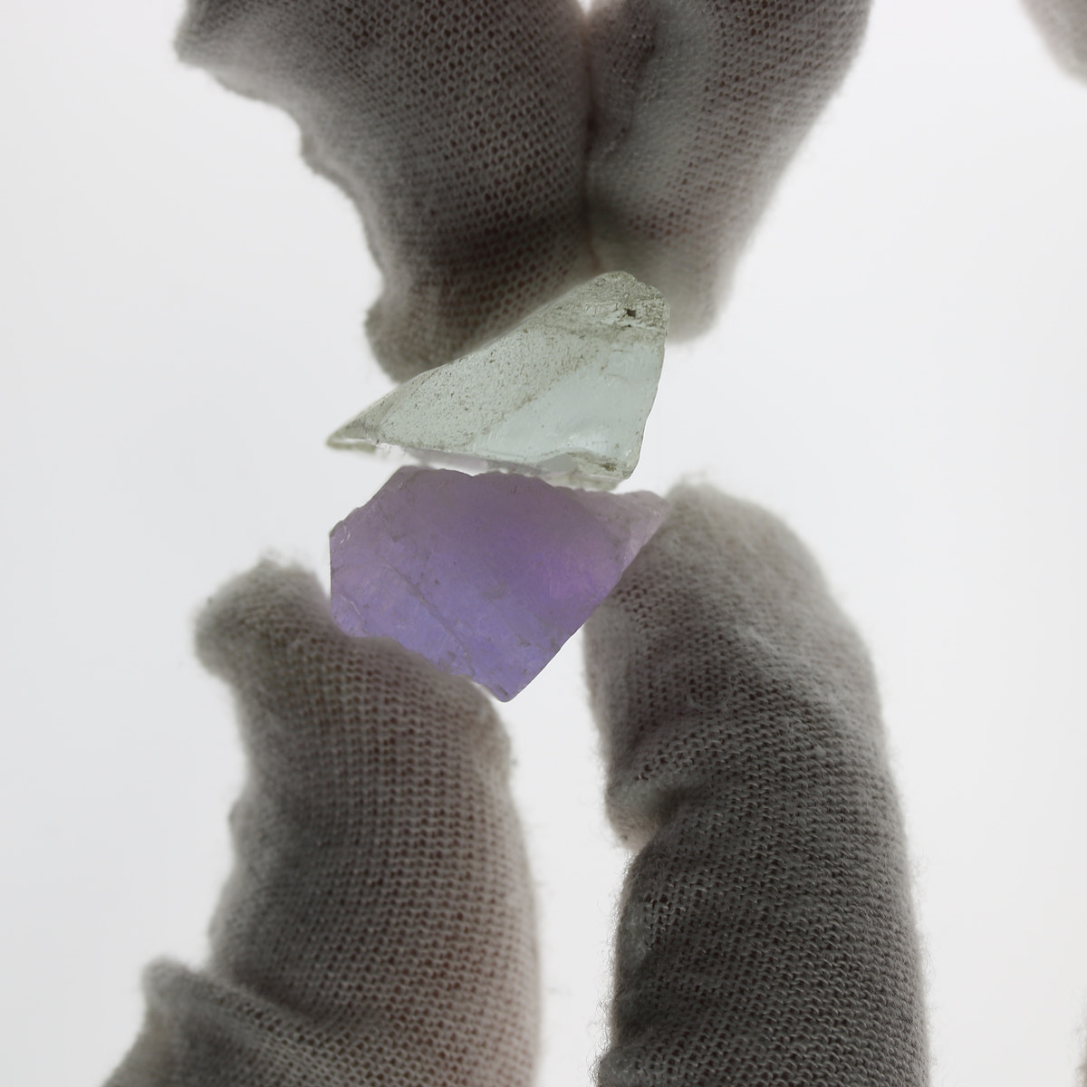 202ct Kunzite and Spodumene Facet Rough - alternate view 2