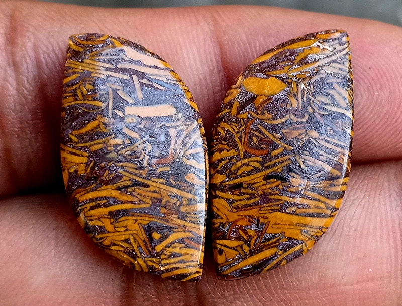 24.7ct Marium Jasper Pair - alternate view 2