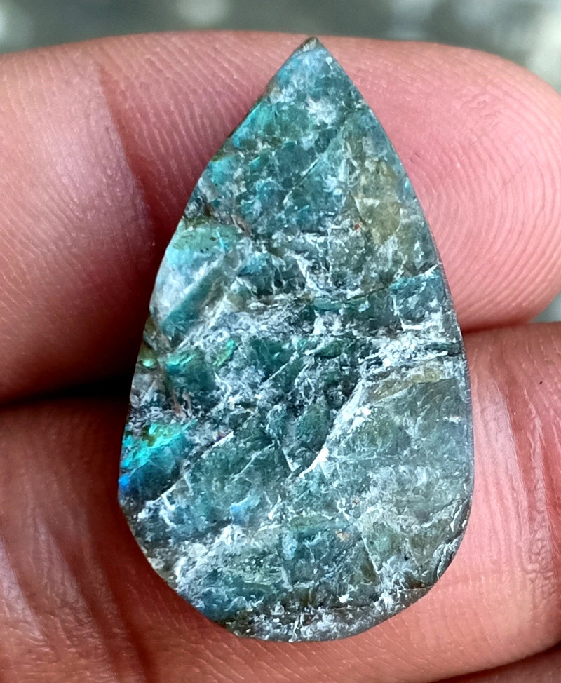 26.05ct Labradorite Rough - alternate view 2
