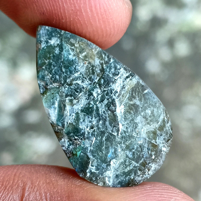 26.05ct Labradorite Rough