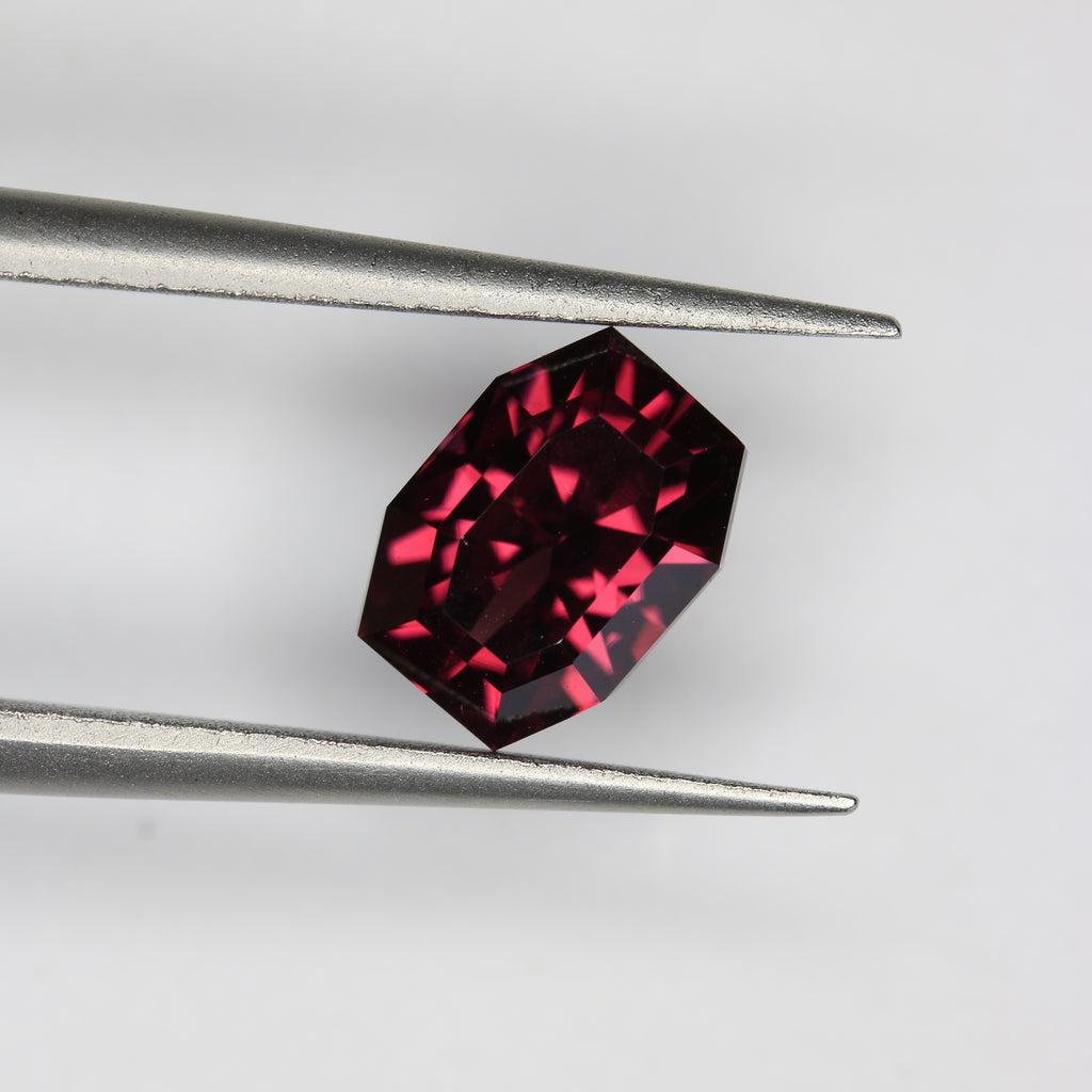 2ct Garnet - alternate view 2
