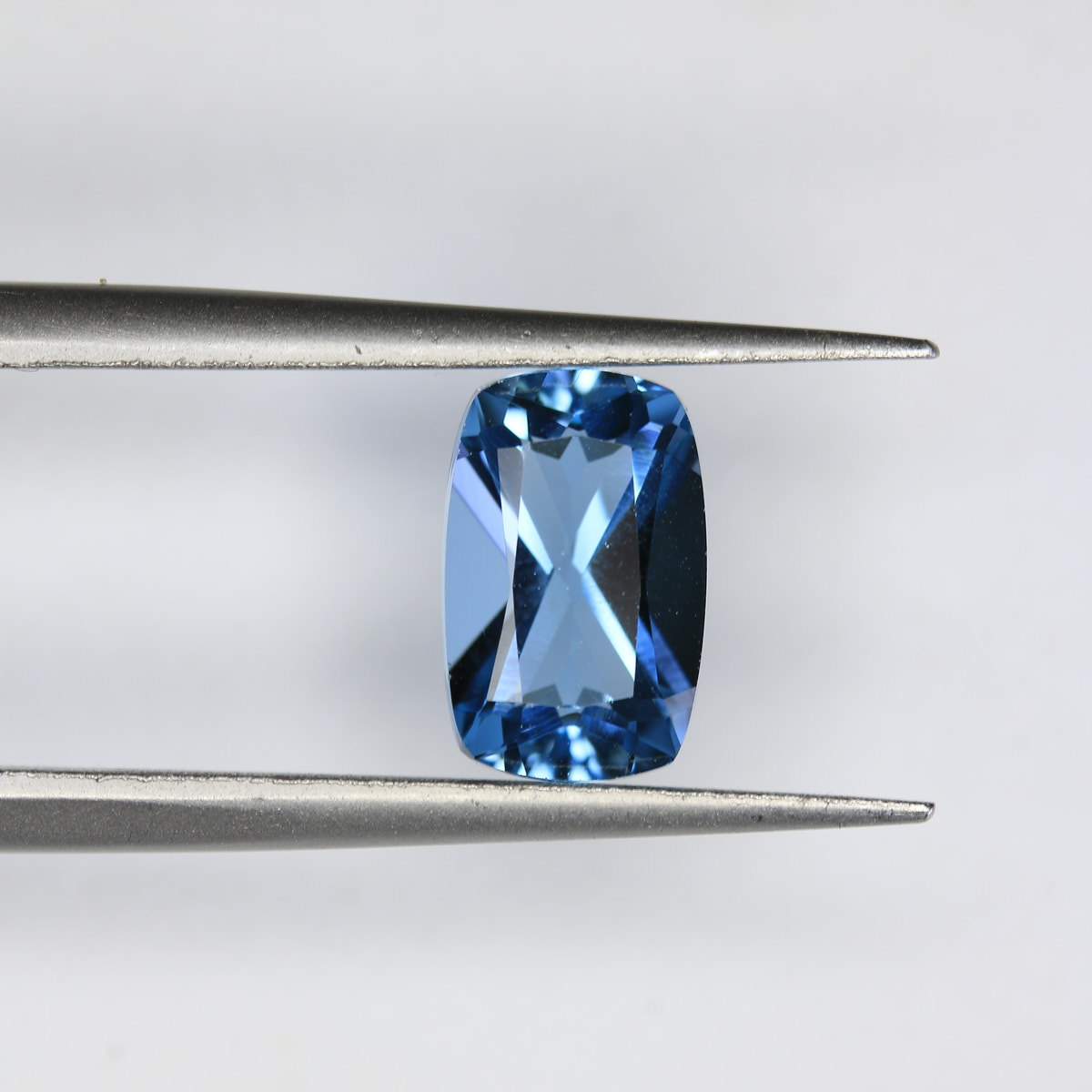 2ct Topaz Swiss blue