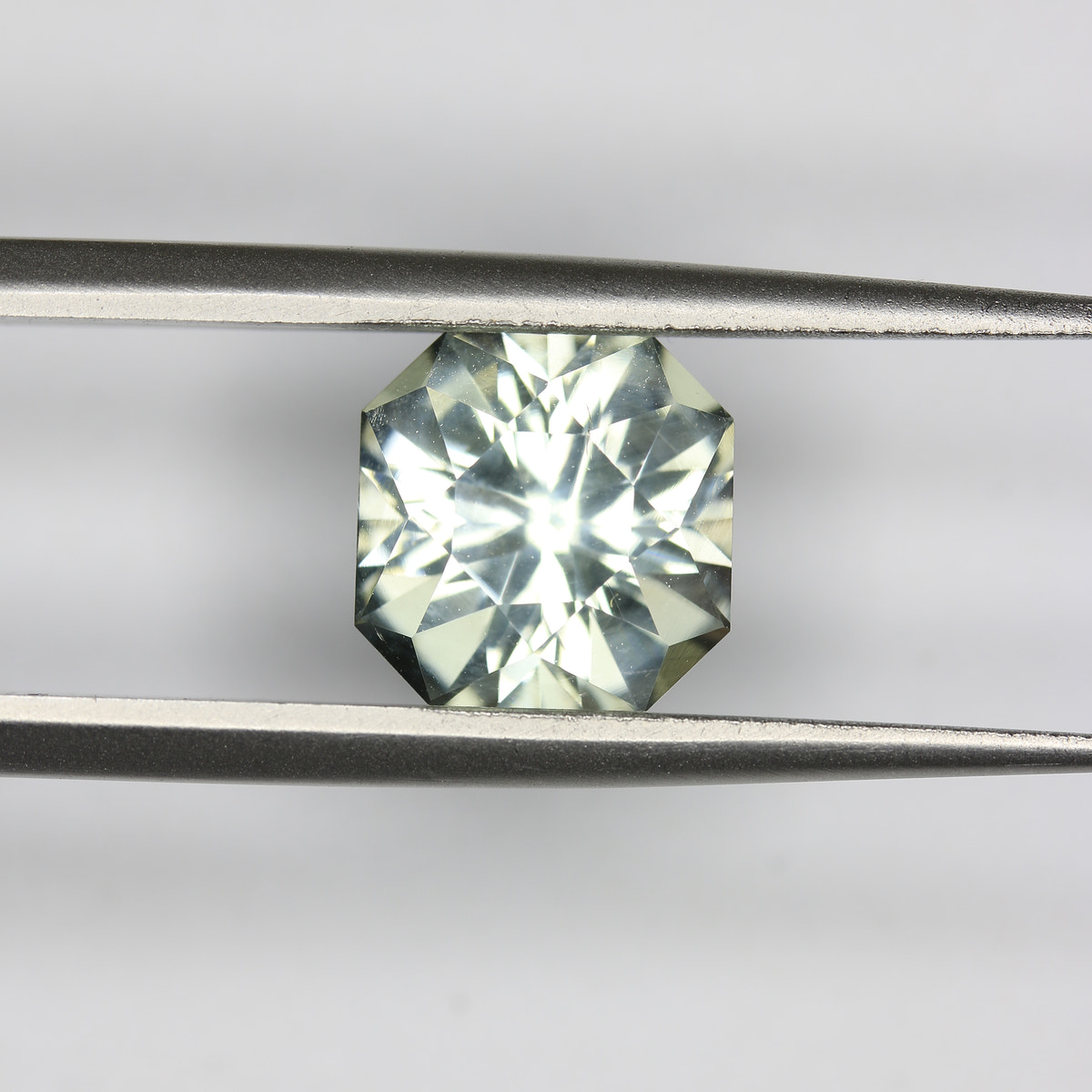 3.07ct Prasiolite