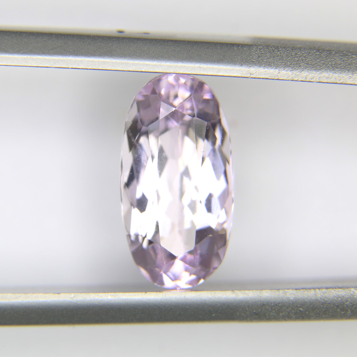 3.08ct Kunzite - alternate view 3