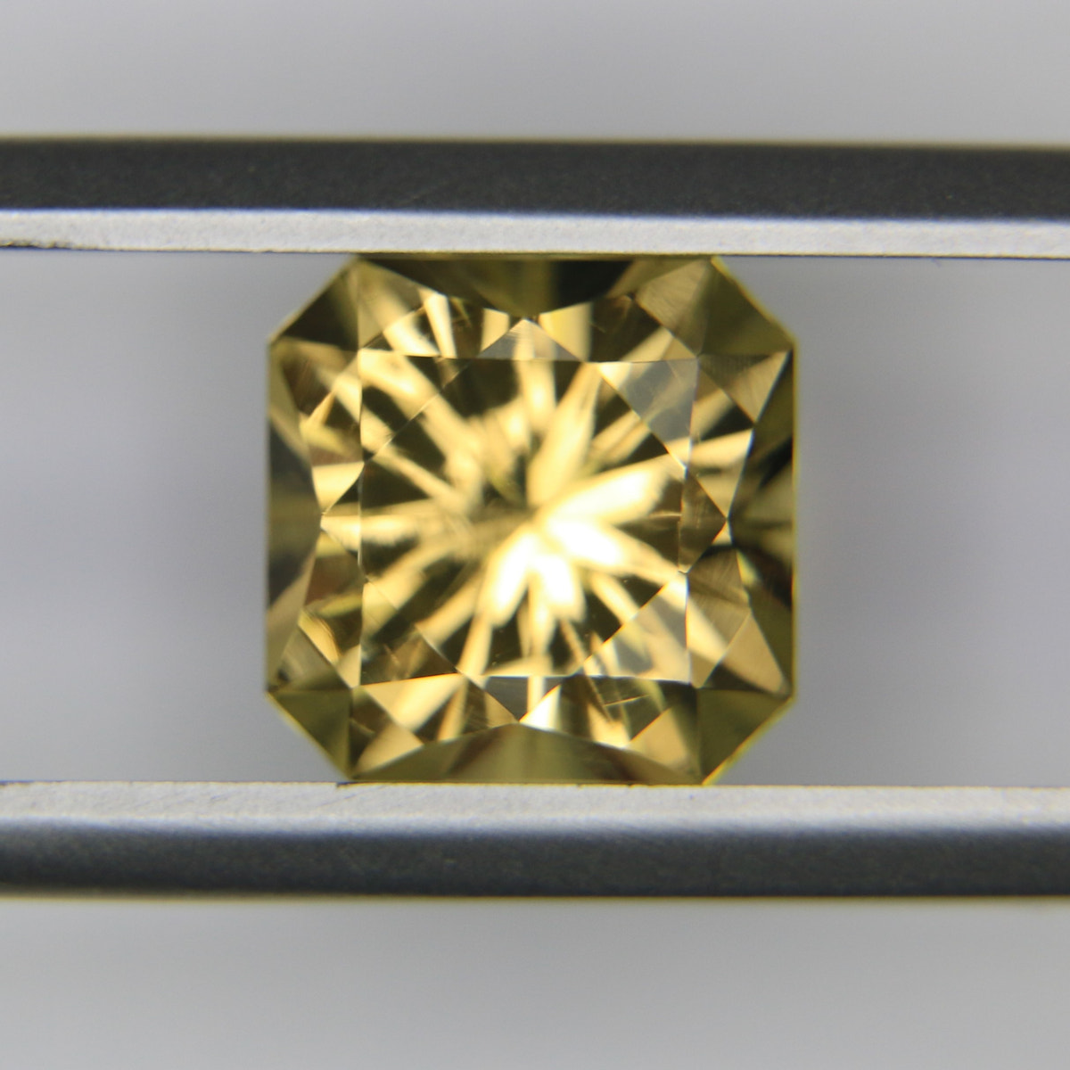 3.16ct Citrine