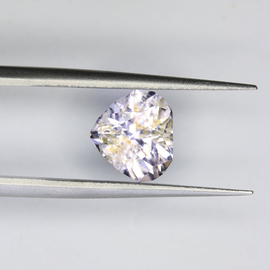 3.3ct Kunzite - alternate view 2