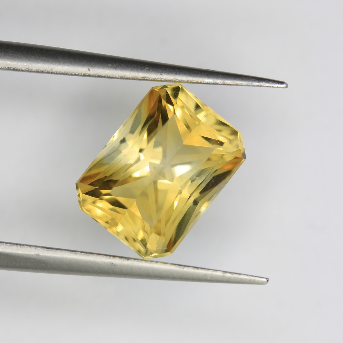 3.4ct Citrine