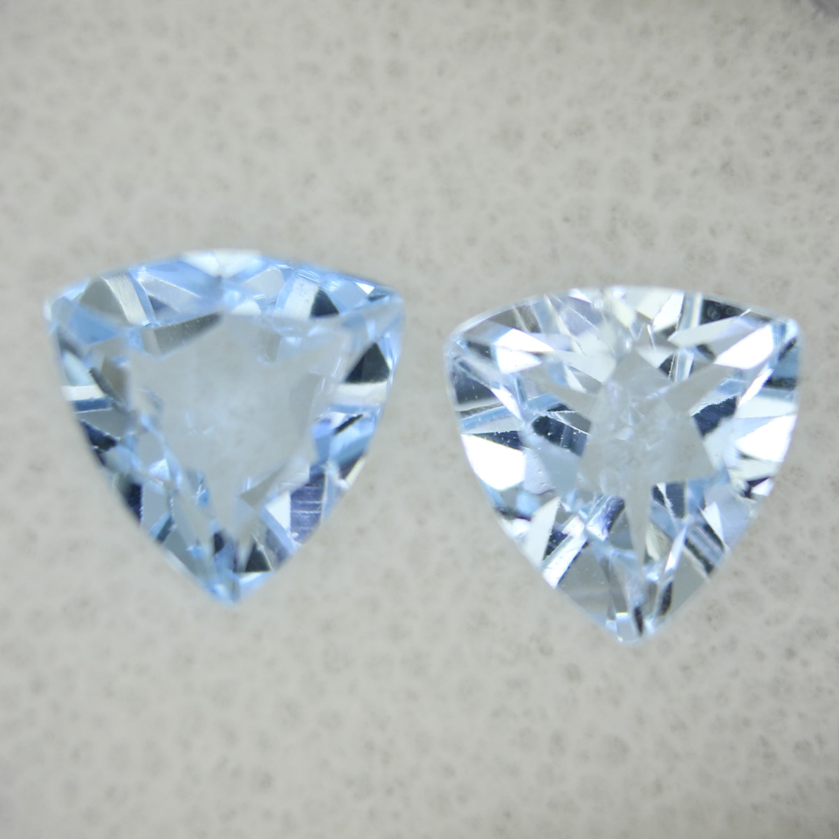 3.4ct Topaz Sky blue Pair - alternate view 3