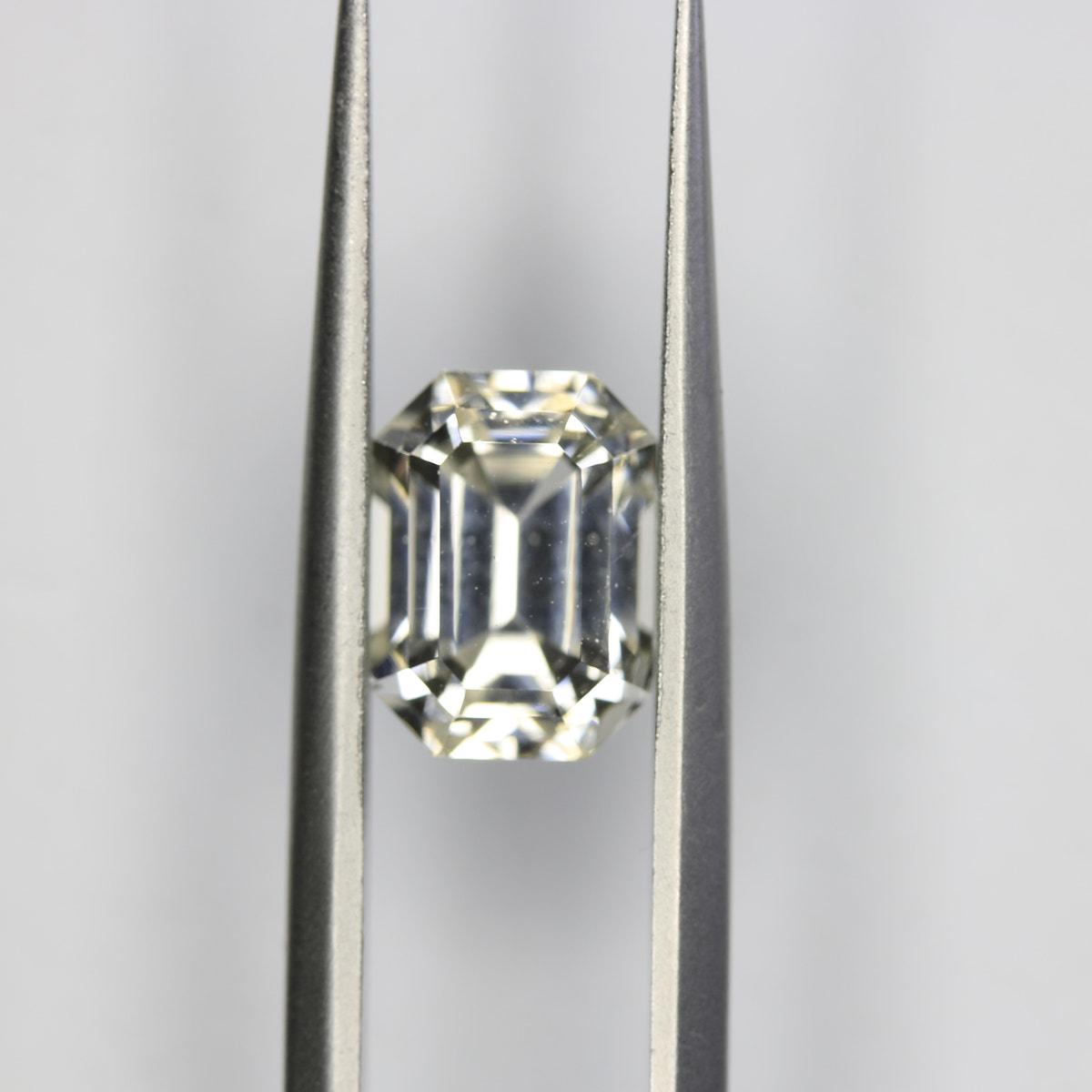 3.6ct Kunzite Yellow (Spodumene)
