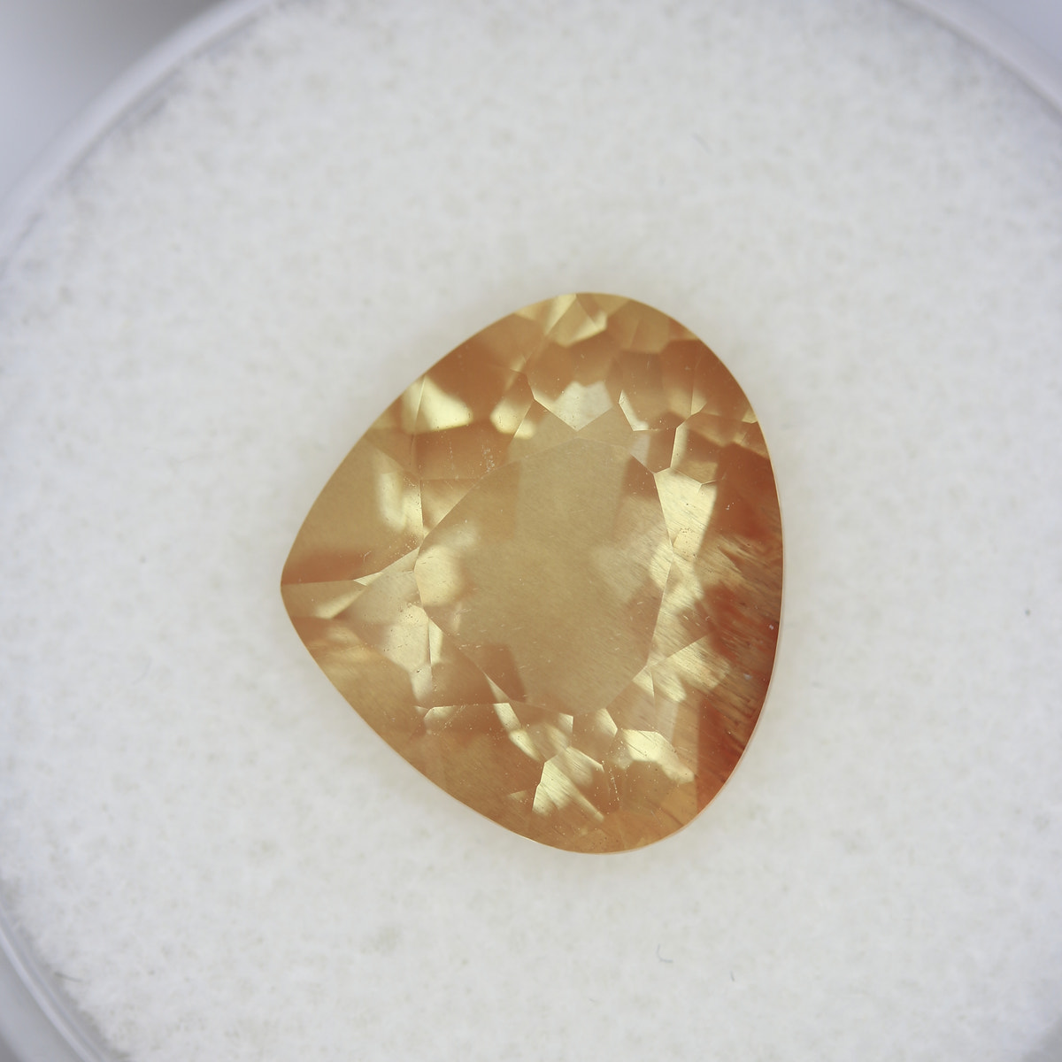 3.79ct Sunstone Andesine - alternate view 2