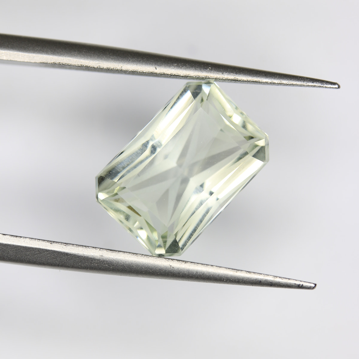 3.88ct Prasiolite