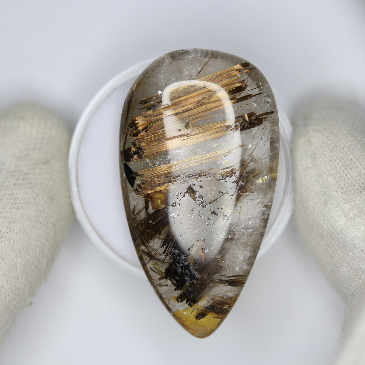 39.1ct Titanium Rutile Quartz