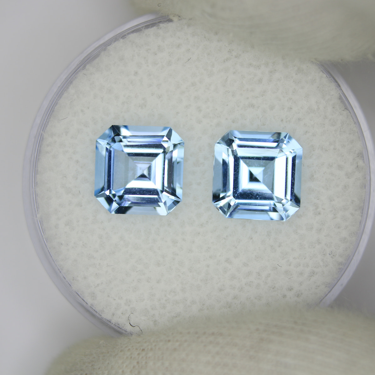 4.02ct Topaz Sky blue Pair - alternate view 2
