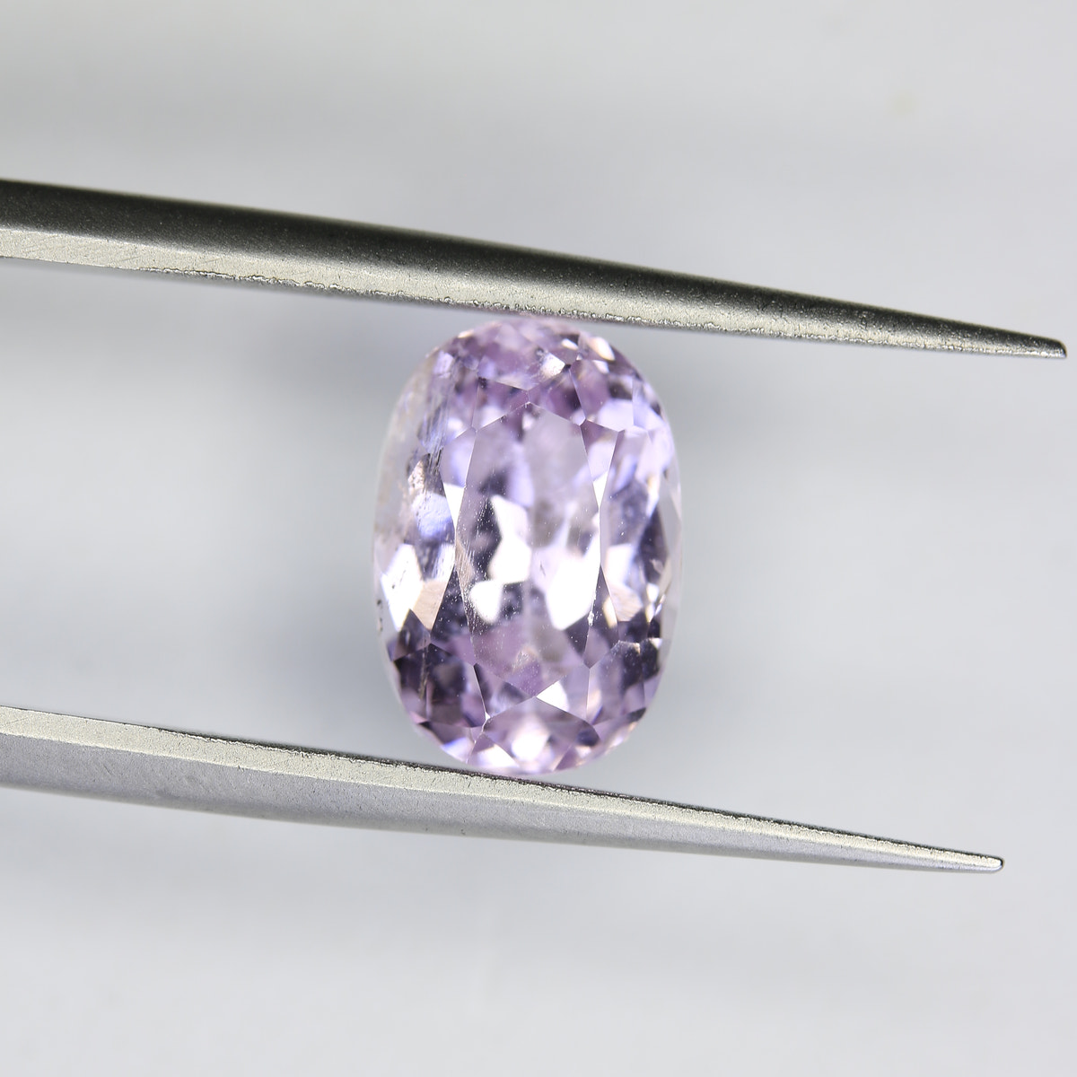 4.05ct Kunzite - alternate view 2