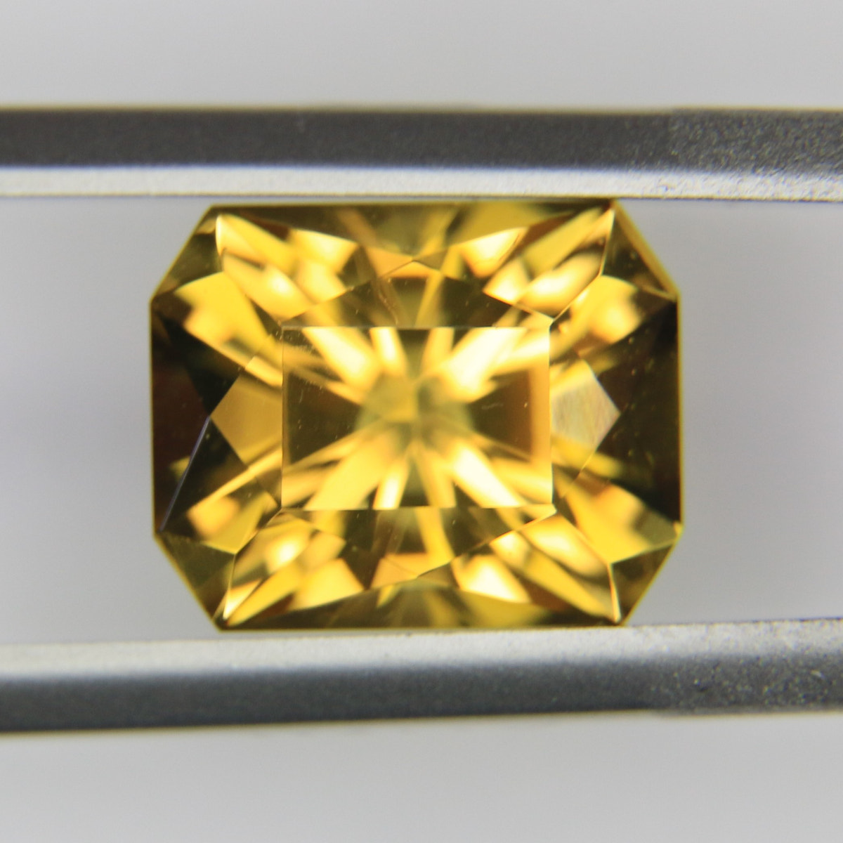 4.34ct Citrine - alternate view 2