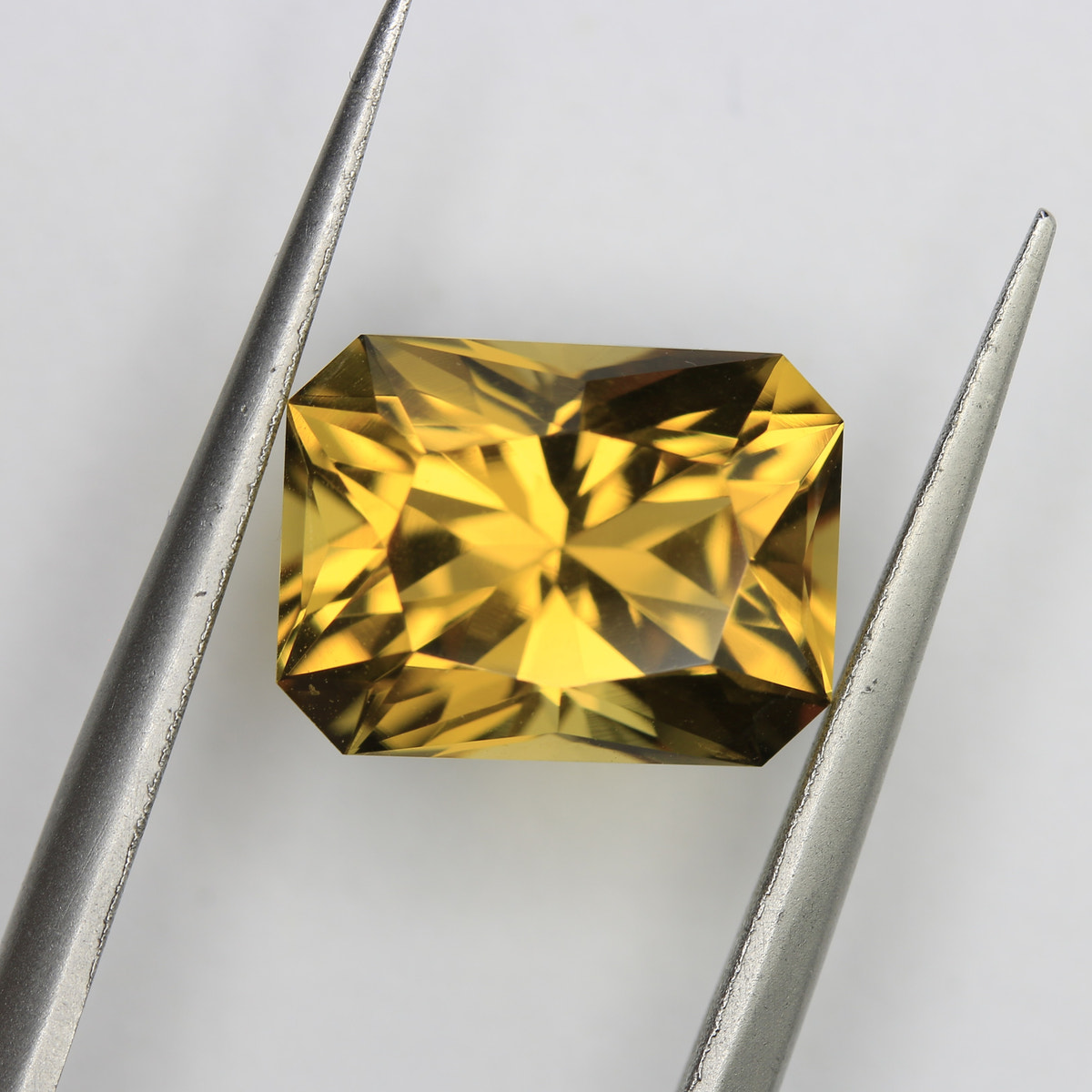 4.3ct Citrine