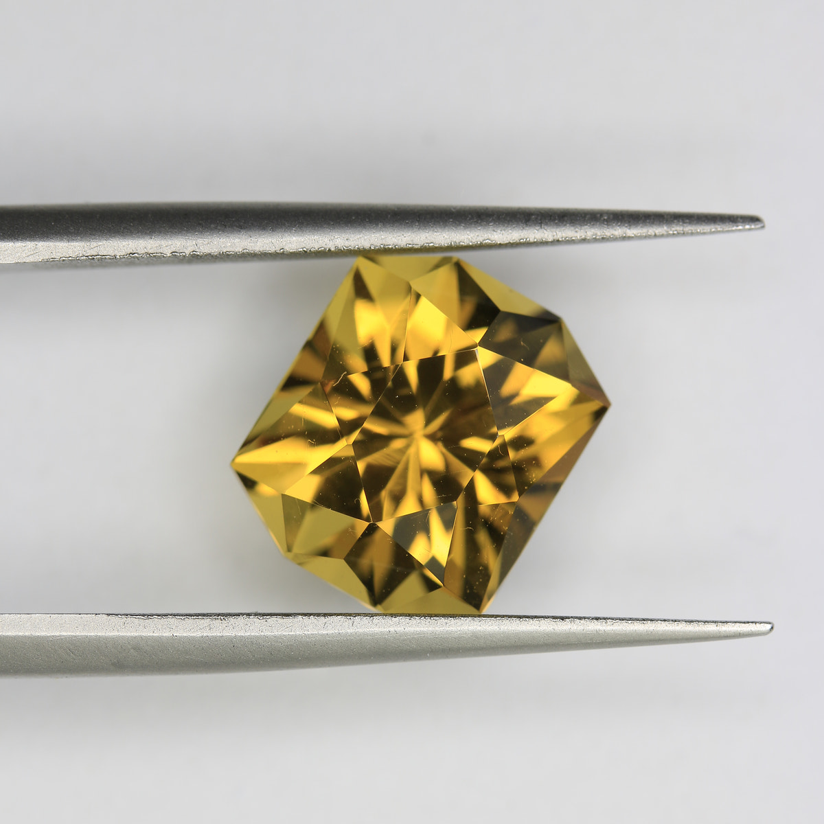 4.3ct Citrine - alternate view 2