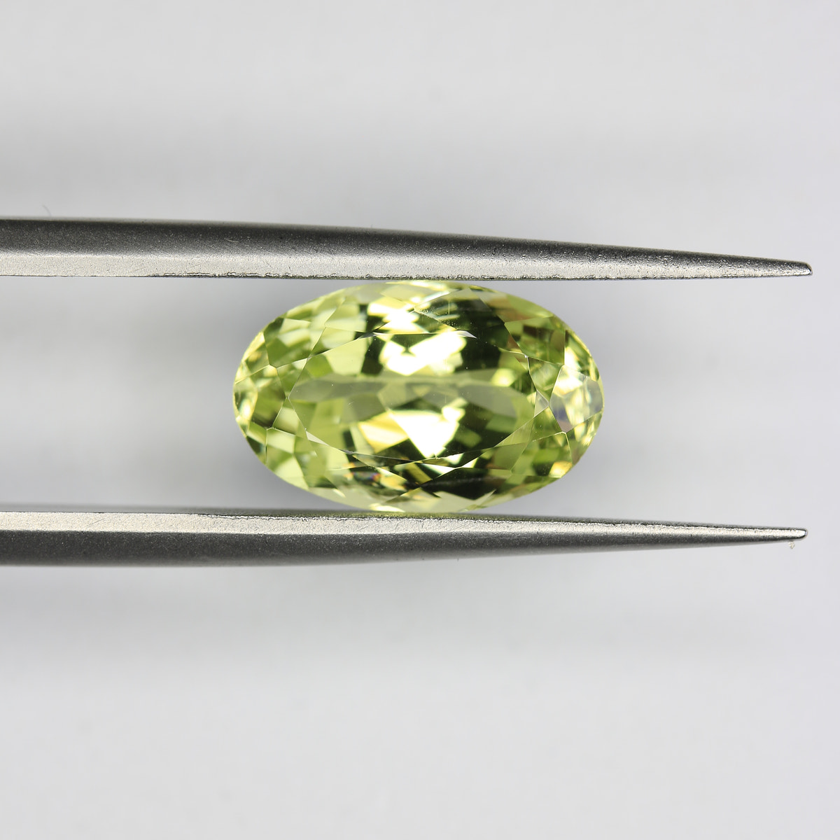 4.3ct Kunzite Yellow (Spodumene) - alternate view 2