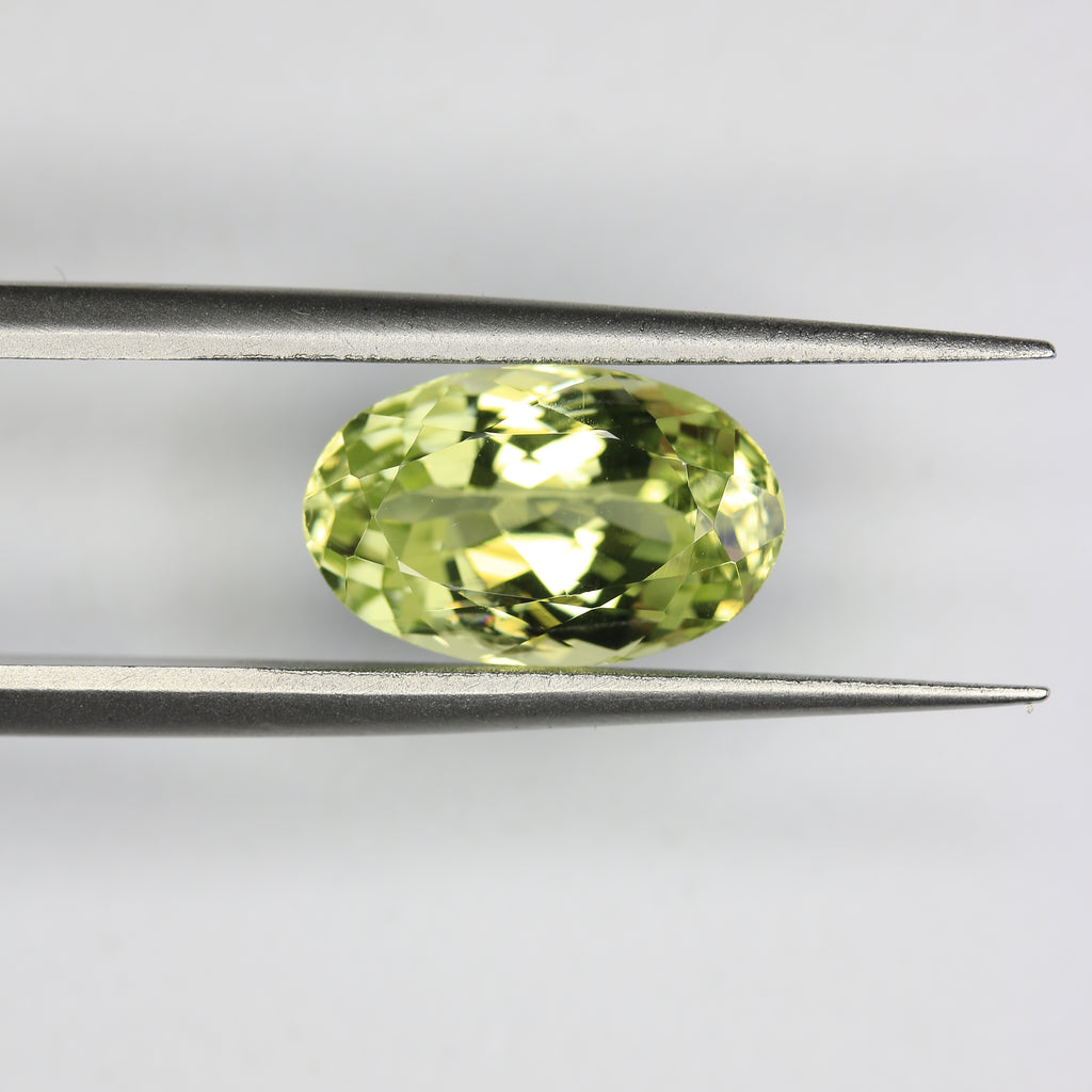 4.3ct Kunzite Yellow (Spodumene) - alternate view 2