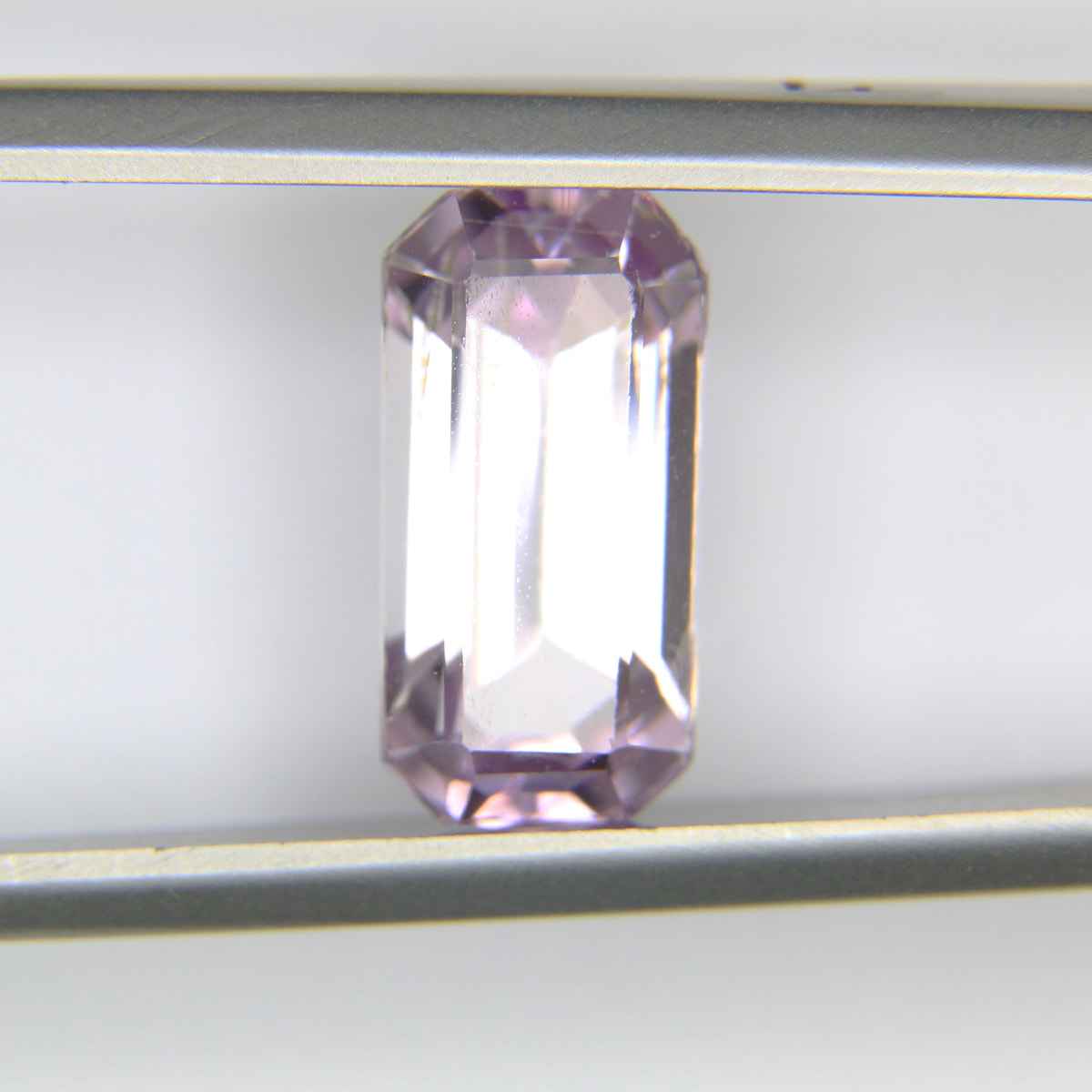 4.72ct Kunzite - alternate view 3