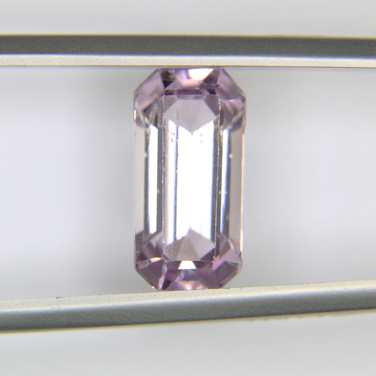 4.72ct Kunzite